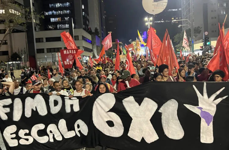 Domingo é dia de ir às ruas pelo fim da escala 6x1. CCJ deve votar dia 2/09